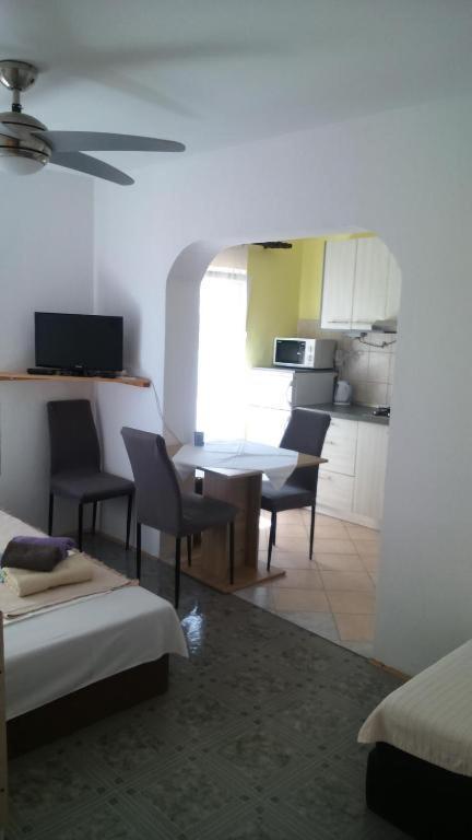 Apartments Ninske Vodice Δωμάτιο φωτογραφία